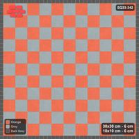 Interlock (Pasco) 30x30 cm · SQ33-342 · Checkerboard with 1-Course 10x10 Border, Accent Lines