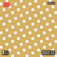 Interlock (Pasco) 40x40 cm · SQ44-439 · Offset Lattice, Swapped - Ivory & Ochre