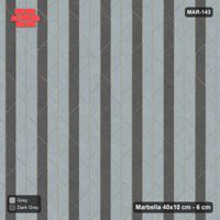 Interlock (Pasco) 40x10 cm · MAR-143 · Upright Close Accent Courses - Charcoal Edge with Kerb Frame
