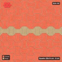 Interlock (Pasco) 20x14 cm · QUA-182 · Quadro one horizontal / one vertical - feature band (Clay Court), kerb frame (Kerb 25F)