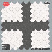 Interlock (Pasco) 21x21 cm · TRI-129 · Border with central cross, turned 180 deg - Monochrome